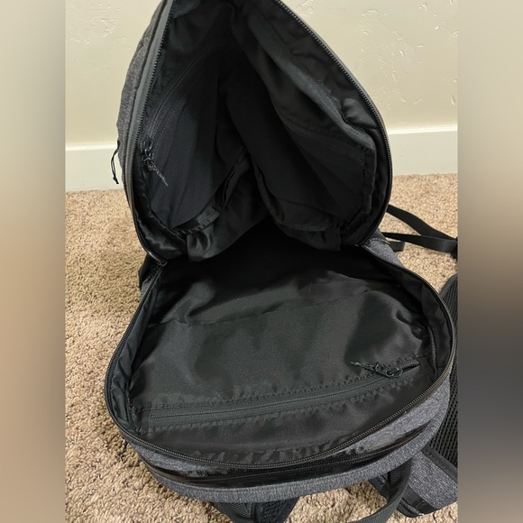 dakine 365 mini 12l backpack Backpack, Unisex, Travel and Day Bag It has just enough Length_11ft Handle:Right David Jones Bag: Worth